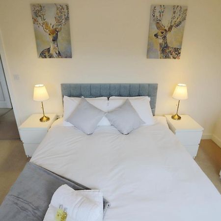 شقة Easytravel Luxury Nec/Airport 3 Beds House برمنغهام المظهر الخارجي الصورة