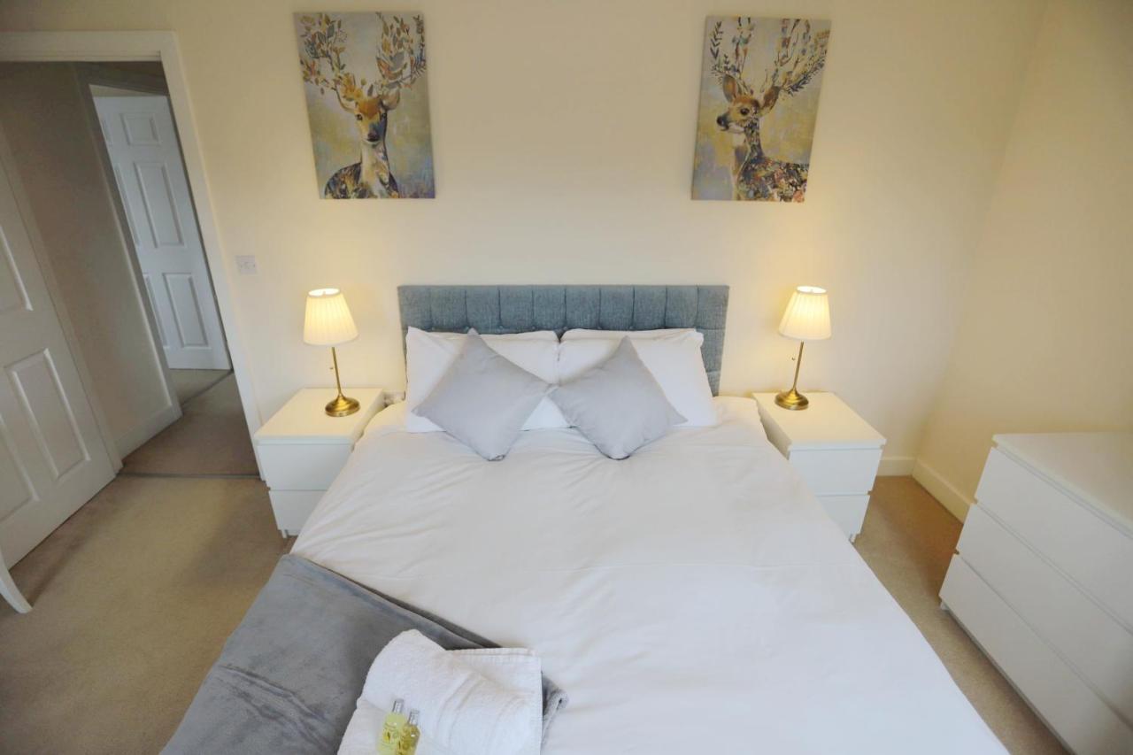 شقة Easytravel Luxury Nec/Airport 3 Beds House برمنغهام المظهر الخارجي الصورة