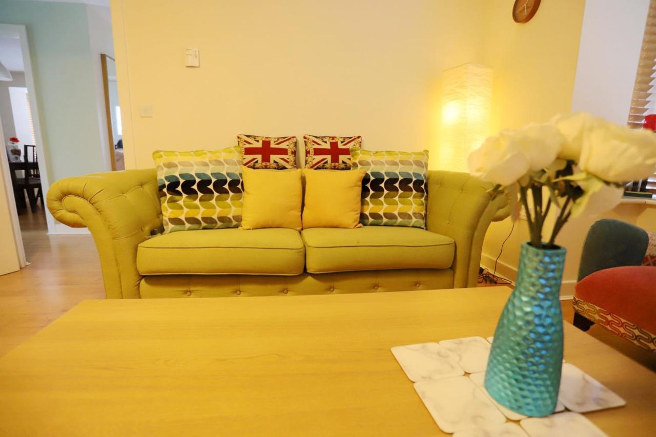 شقة Easytravel Luxury Nec/Airport 3 Beds House برمنغهام المظهر الخارجي الصورة