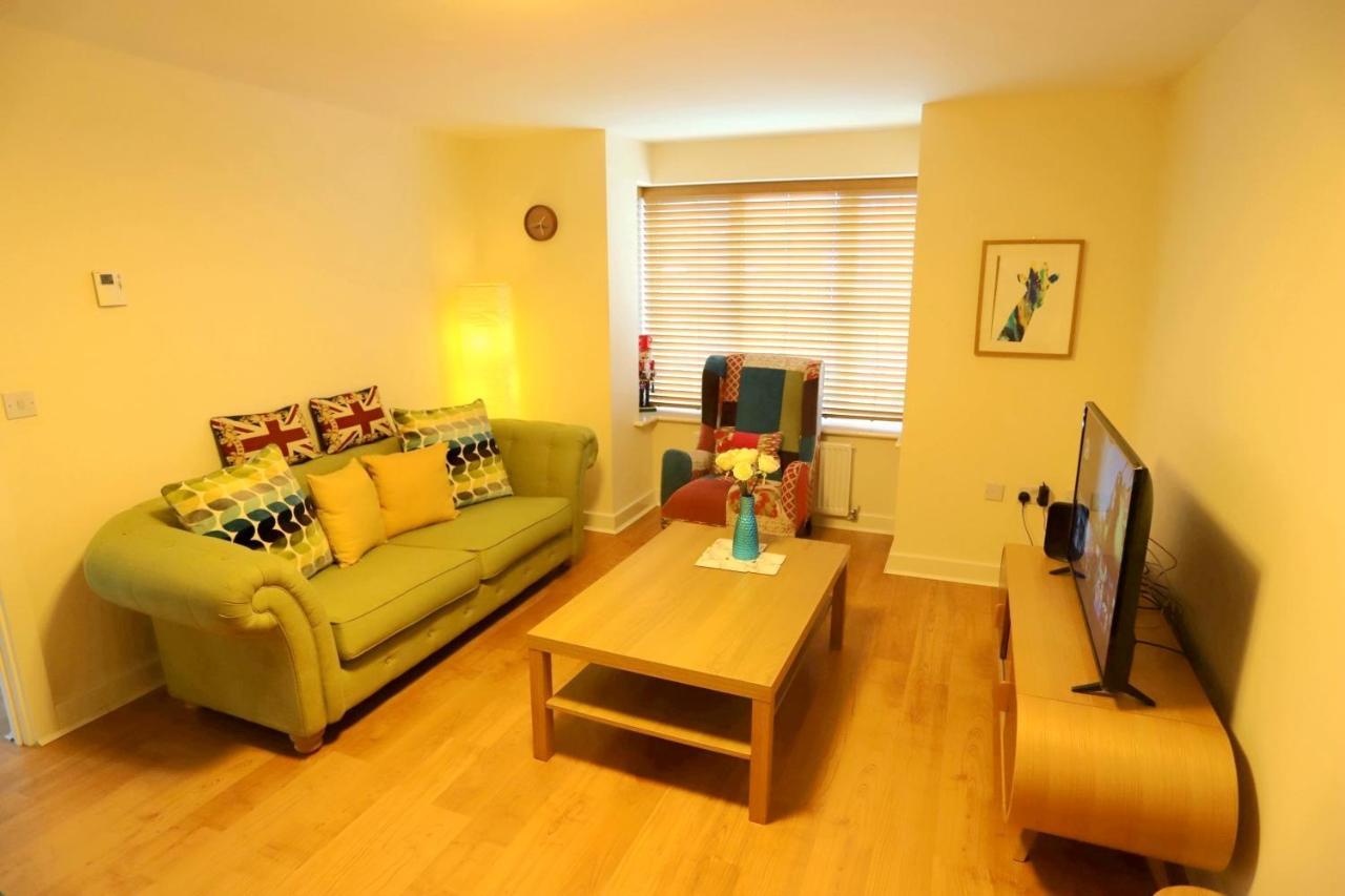 شقة Easytravel Luxury Nec/Airport 3 Beds House برمنغهام المظهر الخارجي الصورة