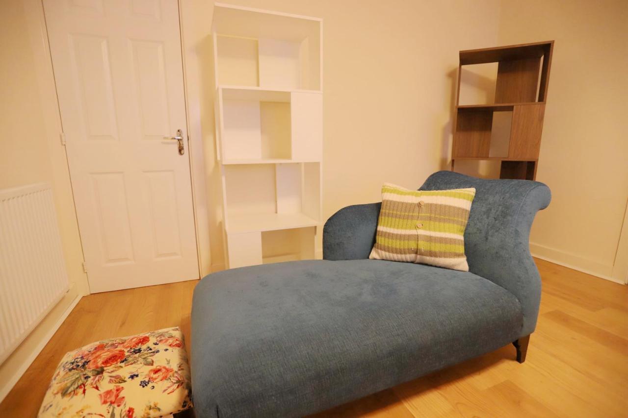 شقة Easytravel Luxury Nec/Airport 3 Beds House برمنغهام المظهر الخارجي الصورة